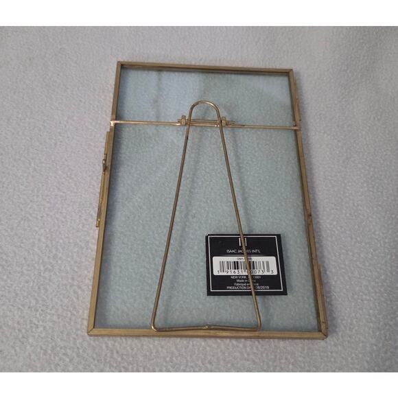 Isaac Jacobs Floating 5x7 Photo Picture Frame Glass Brass Gold Tone - Picture 2 of 7